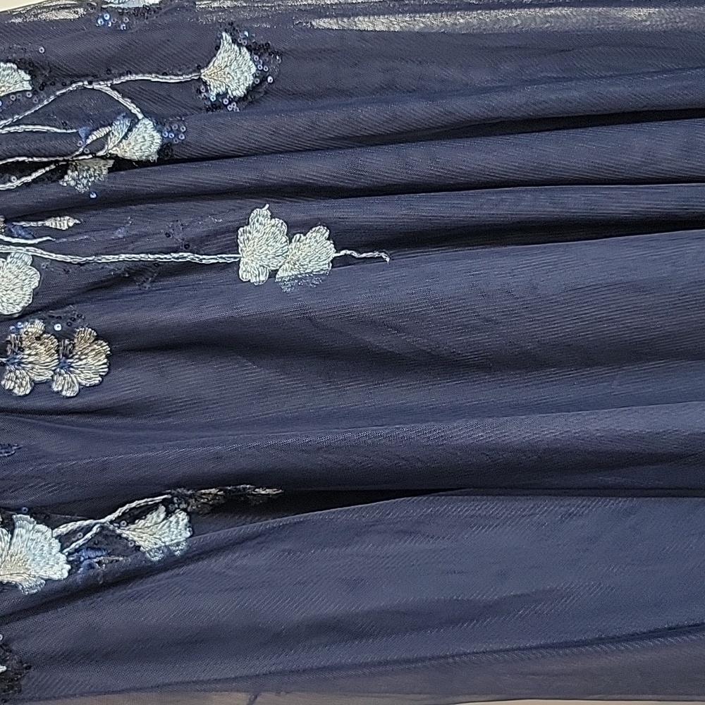 BETSY & ADAM NWT NAVY EMBROIDERED MESH A-LINE OVERLAY GOWN SIZE 12 - Picture 13 of 17